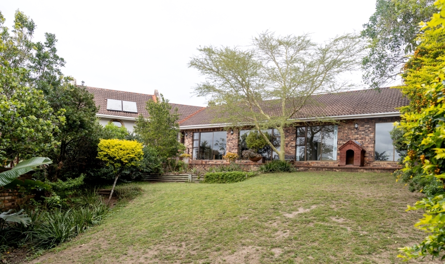 4 Bedroom Property for Sale in Vincent Heights Eastern Cape